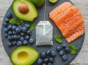 Anti-Inflammatory Foods to Eat After Joint Surgery