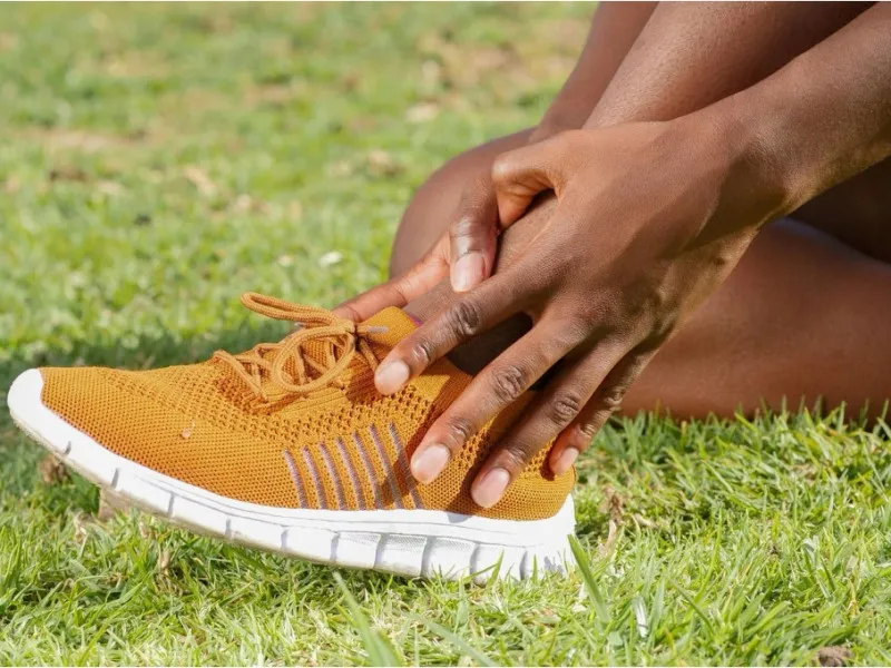 Peroneal Tendonitis: Symptoms, Causes, Treatment, Exercises