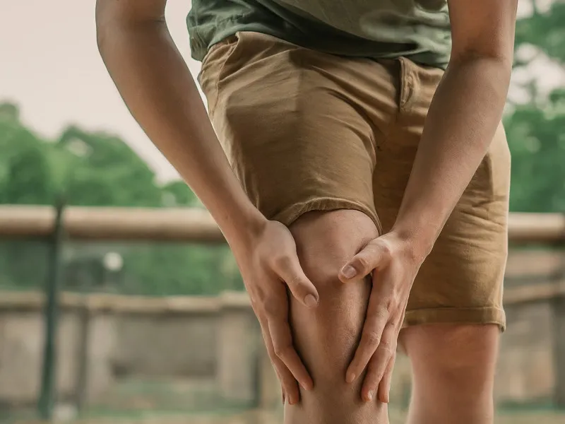 Understanding and Improving Knee Instability: Causes, Strategies, and Exercises